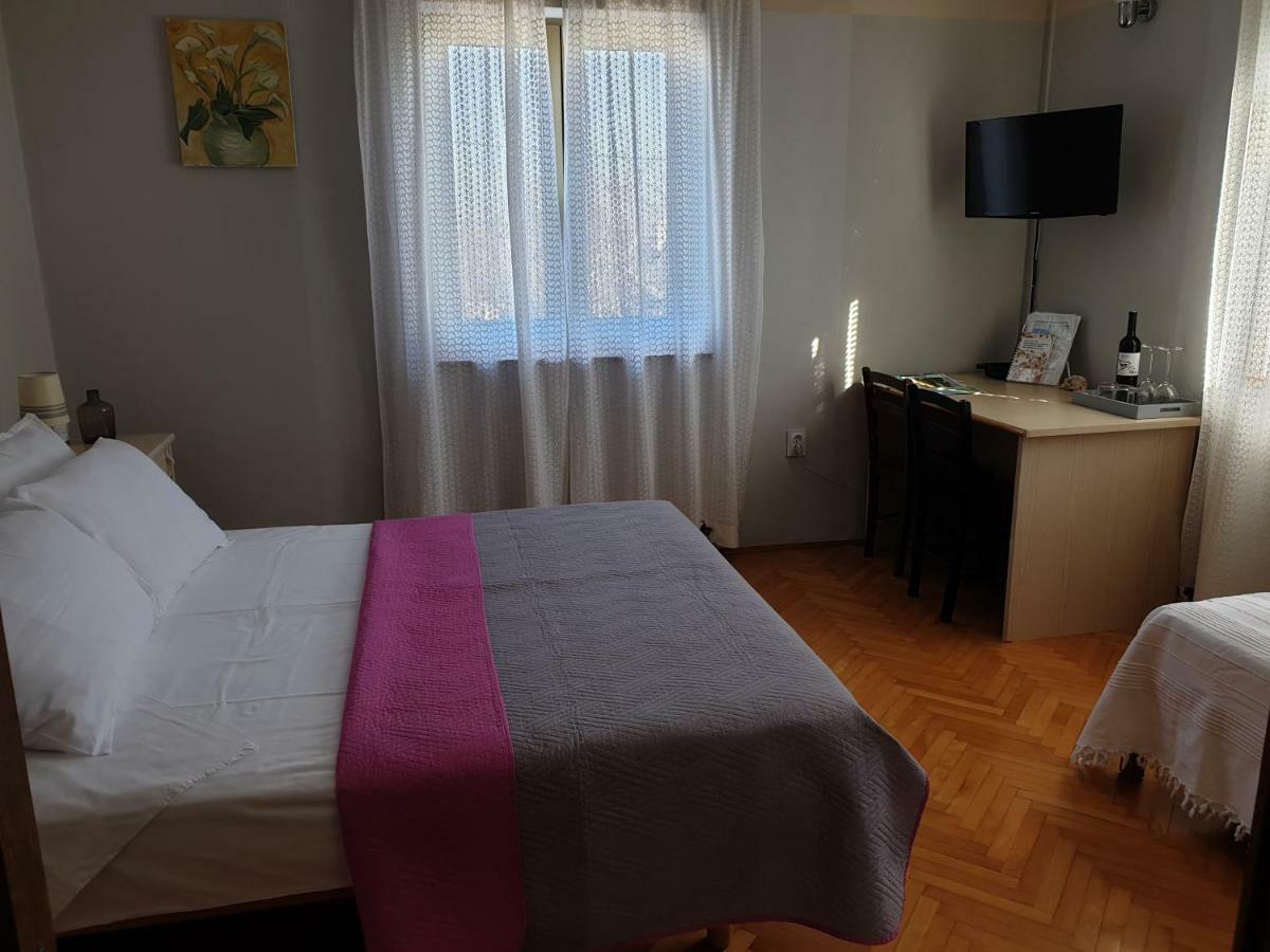 Room Bm Pula Extérieur photo