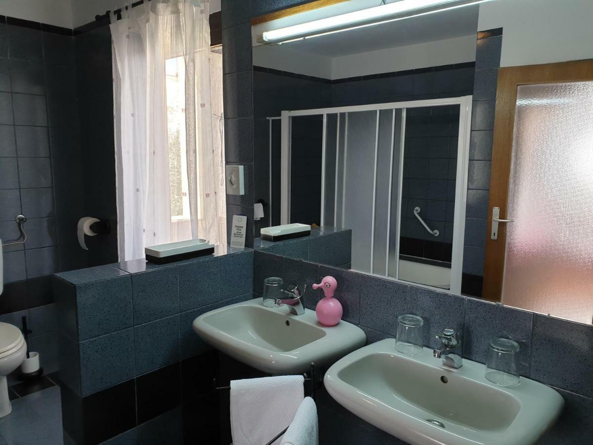 Room Bm Pula Extérieur photo